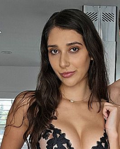 Aria Sloane
