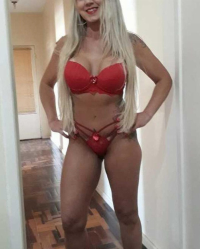 Camila Costa