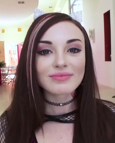 Chloe Carter