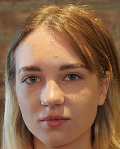 Goldie Small
