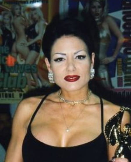 Jeanna Fine