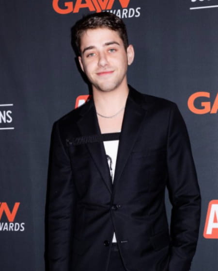 Joey Mills